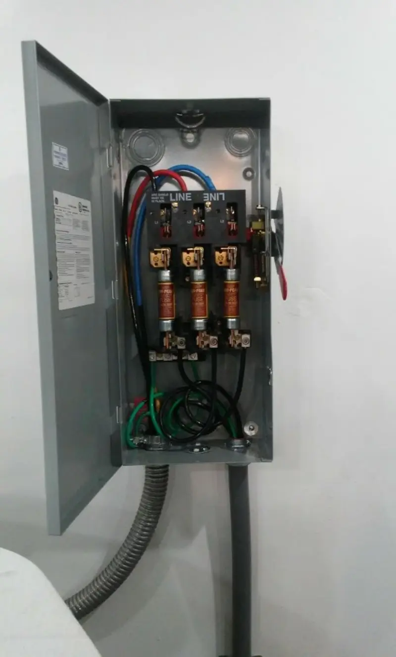 Three-phase disconnect switch installed for Electrical Wiring & Rewiring in Phillipsburg